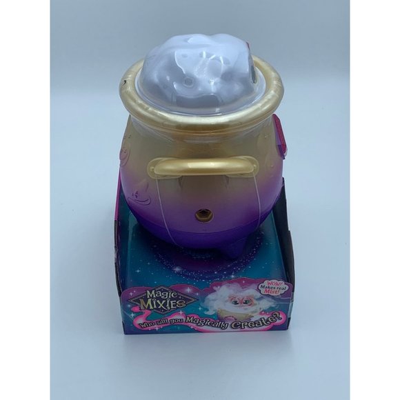 Magic Mixies Magical Misting Cauldron with Interactive 8 inch Pink Plush Toy - Picture 2 of 7